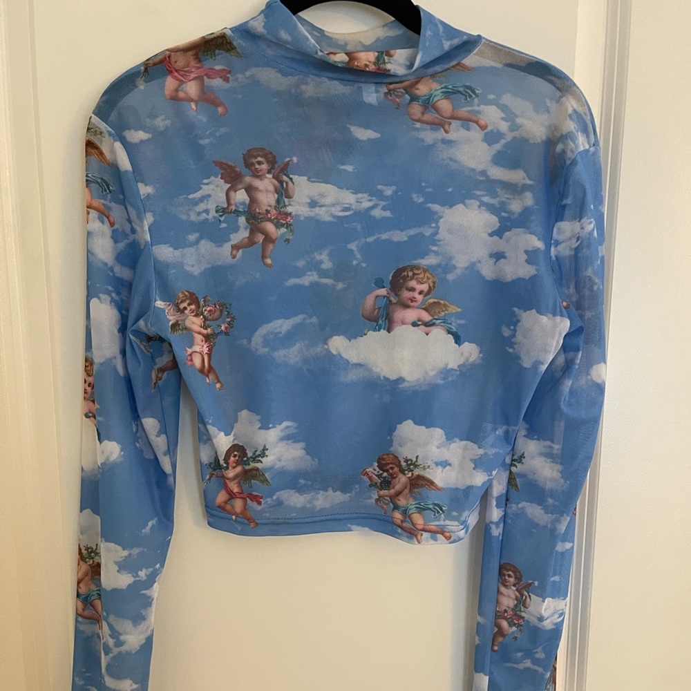 Mesh cherub cropped shirt